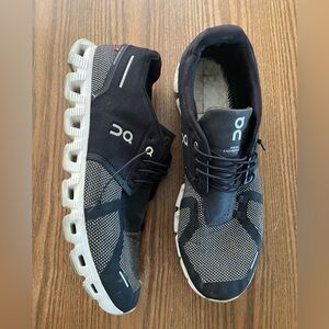 On Running Men's Cloudswift Athletic Sneakers — Black & White size 13